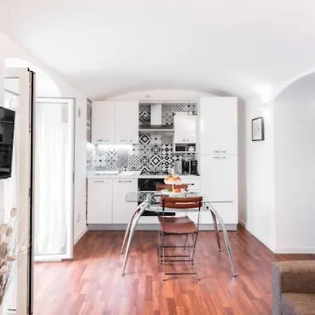 Prince - City Center Apartment Bari